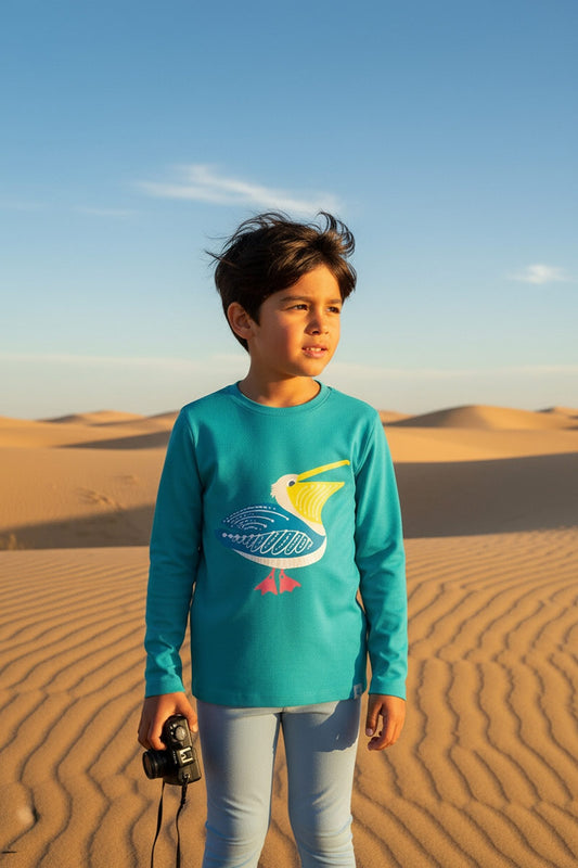 Color_Blue Curacao Happy Pelican