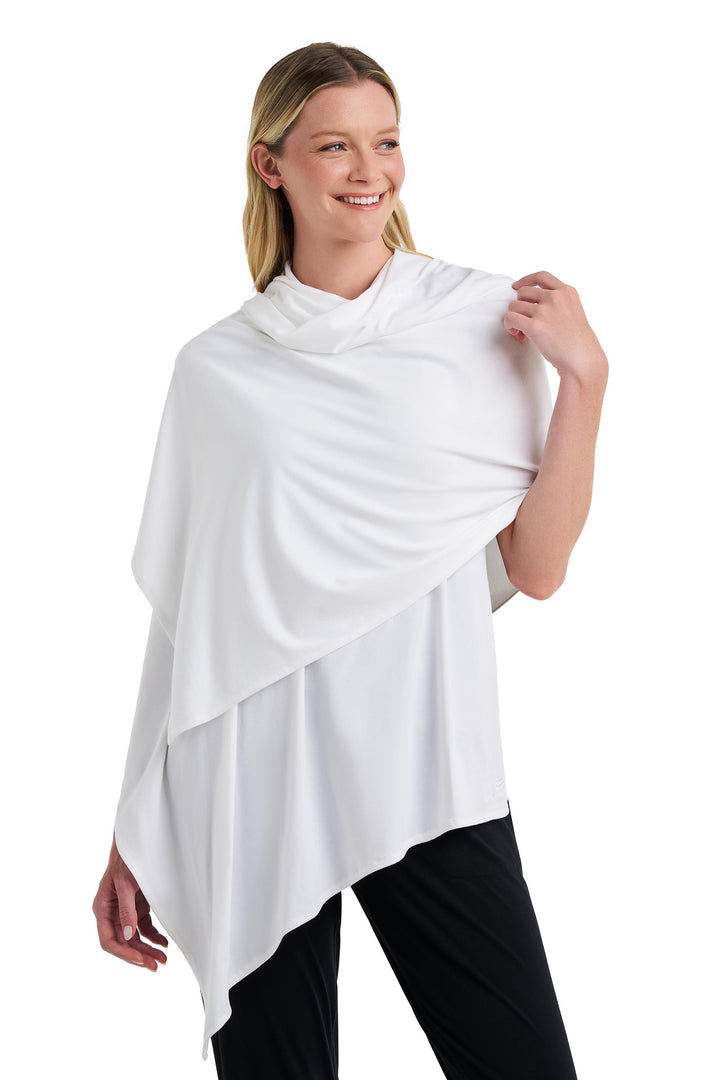 Beach Shawl | White position-8